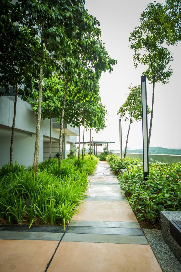 Iskandar Puteri Medini Famous Theme Park Nusajaya  Bagian luar foto