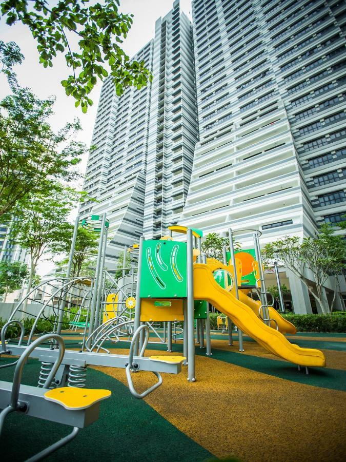Iskandar Puteri Medini Famous Theme Park Nusajaya  Bagian luar foto